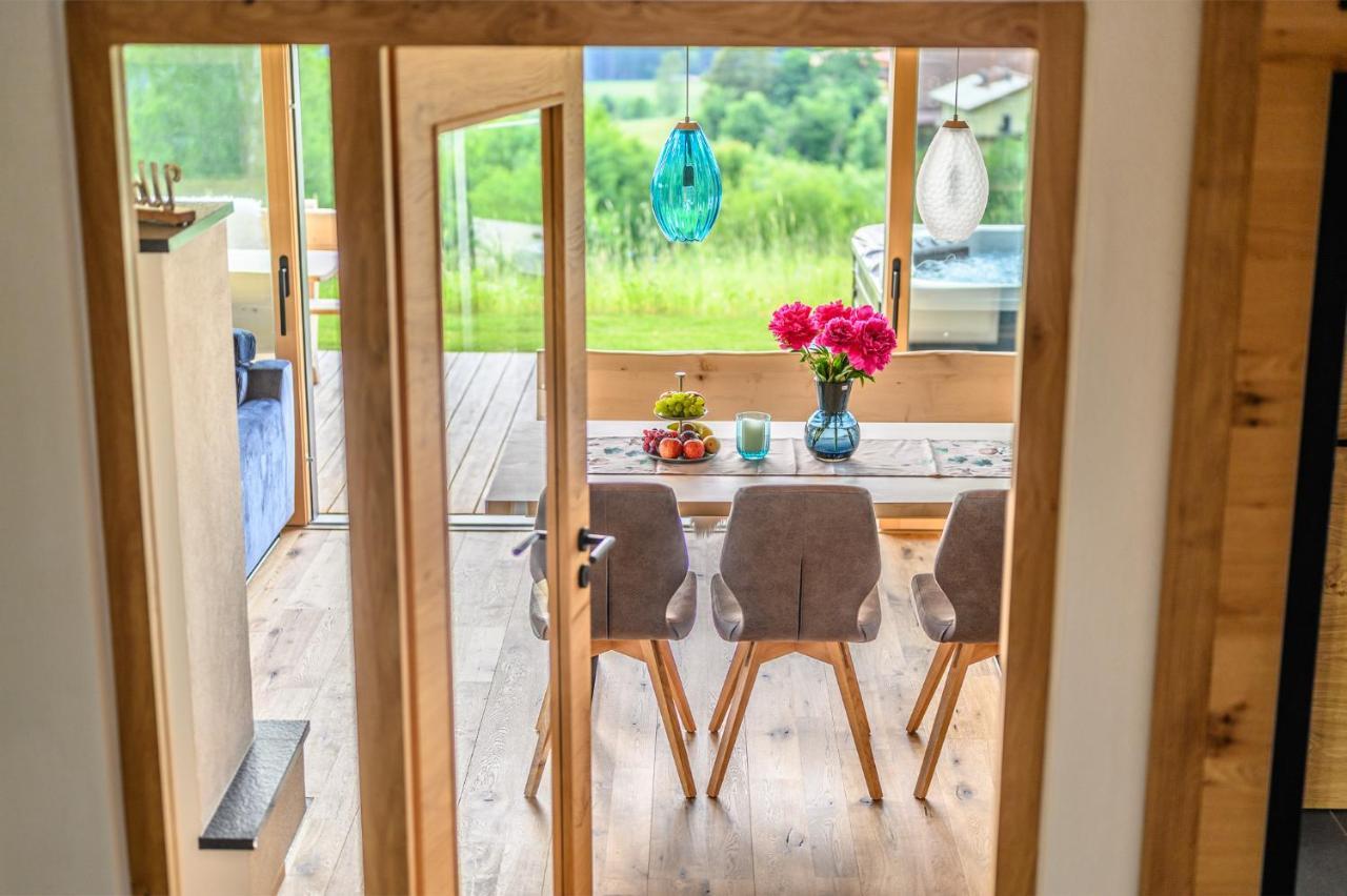 Kroner Chalets 茨维泽尔 外观 照片